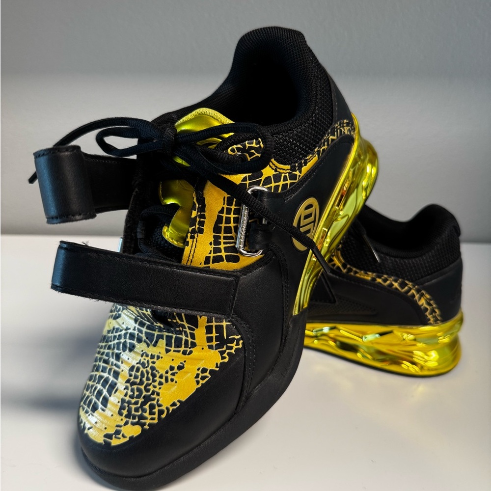 LUXIAOJUN PowerPro Weightlifting Shoes The Limited Snake Edition (Black Gold)